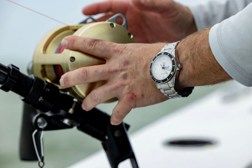Diver Black Bezel - White Dial